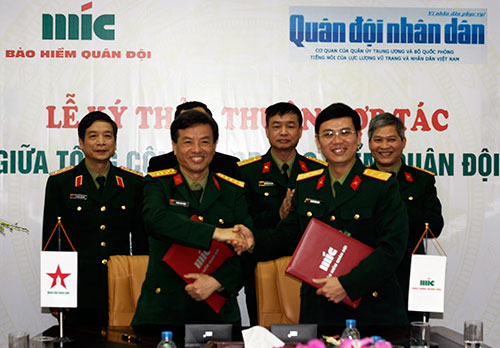 Báo Quân đội nhân dân và Tổng Công ty Bảo hiểm Quân đội ký thoả thuận hợp tác